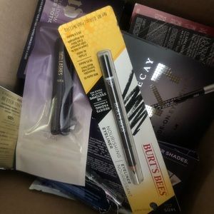 FULL box of Brow and MASCARA favorites 2019 🎁 😍